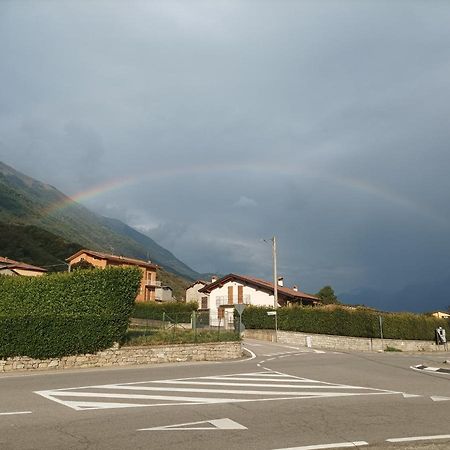 Lake And Mountains Valtellina Dubino Exterior photo