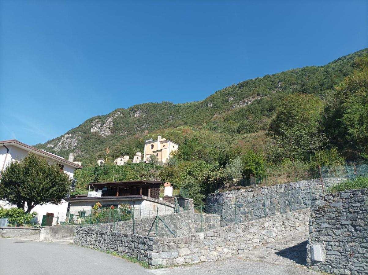 Lake And Mountains Valtellina Dubino Exterior photo